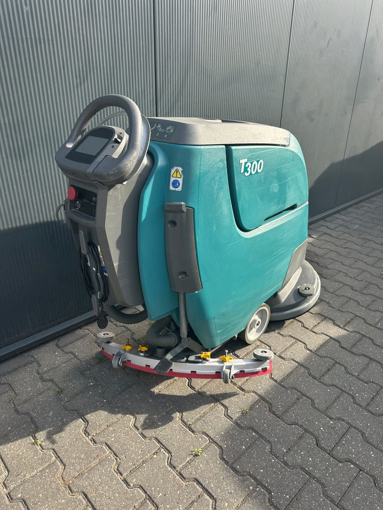 Tennant T300 Schrob-/Zuigmachine Pro-Panel – Volledig Gereviseerd