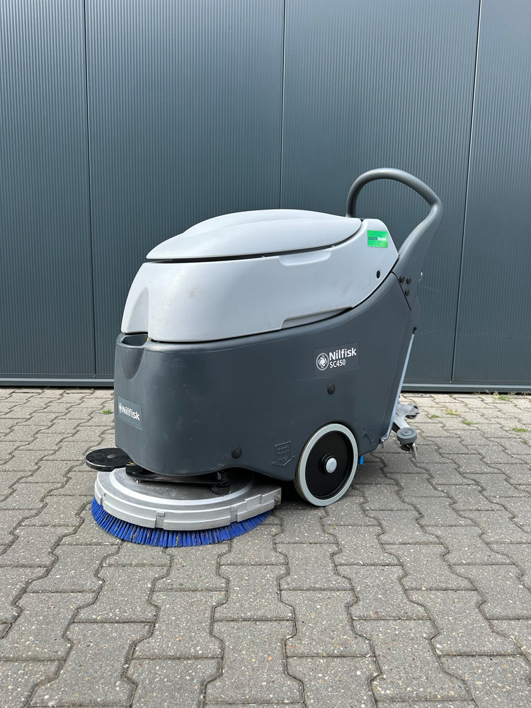 Nilfisk SC450 Schrobzuigmachine – Volledig Gereviseerd
