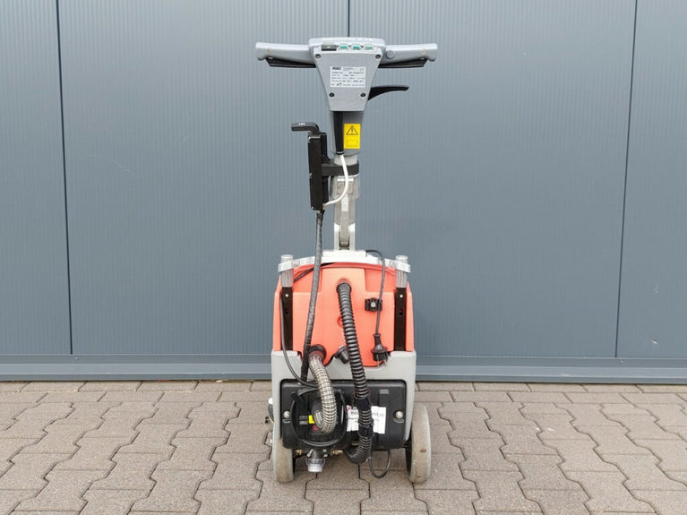 Hako Scrubmaster B12 Schrob-/Zuigmachine – Volledig Gereviseerd