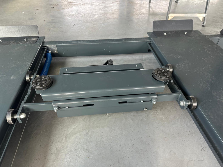 Wolf WL450S 4-Koloms Hefbrug 6500 kg – 6 Meter Rijbaanlengte