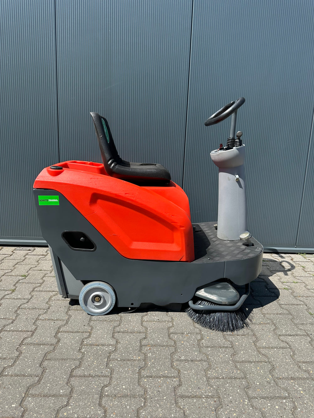 Hako Jonas 800 E Veegmachine – Volledig Gereviseerd
