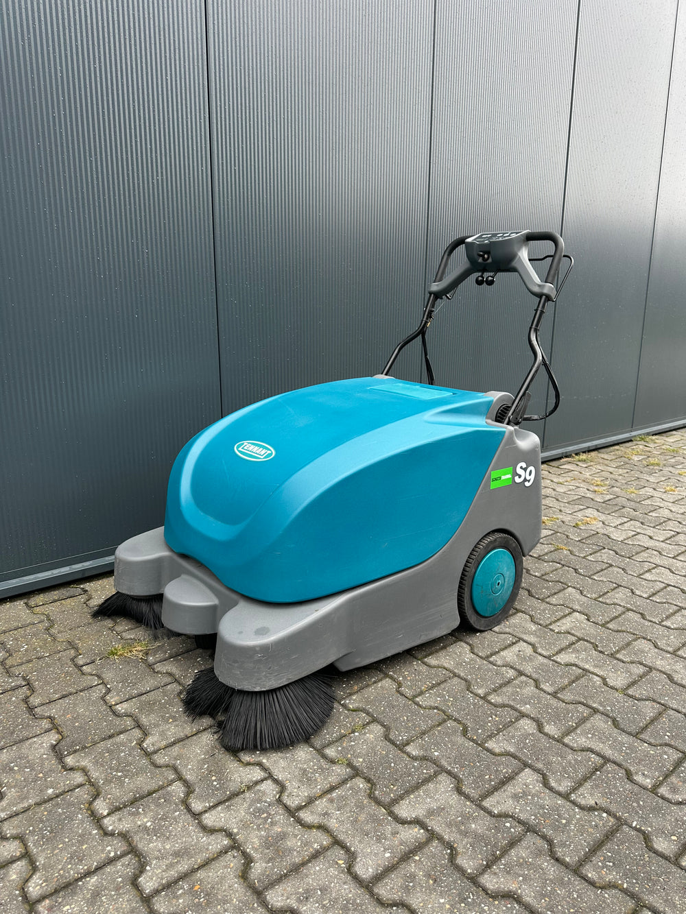Tennant S9 Veegmachine – Volledig Gereviseerd