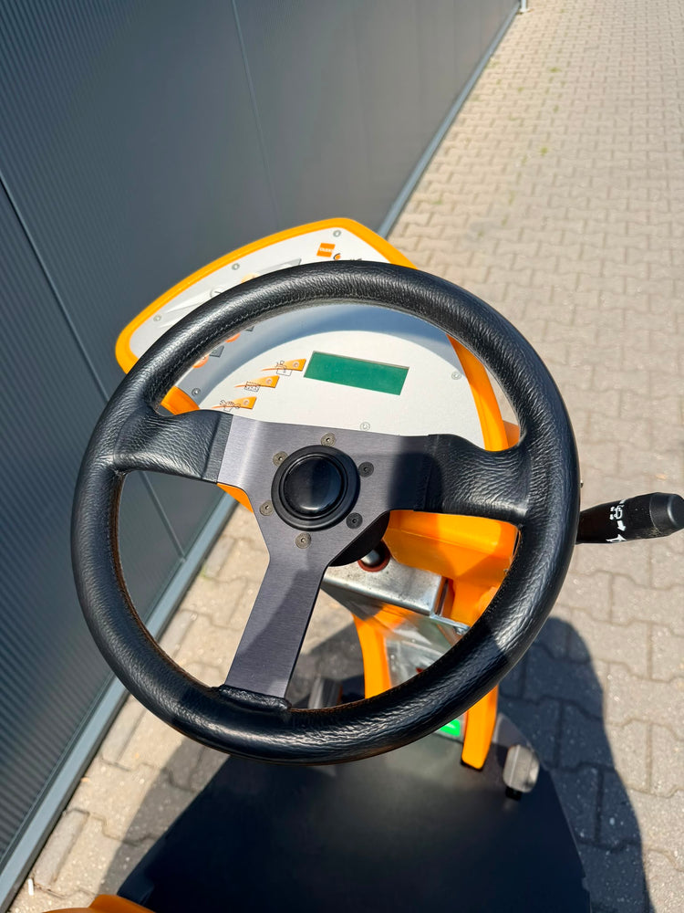 Taski Swingo 2500 – Schrob-/zuigmachine volledig gereviseerd