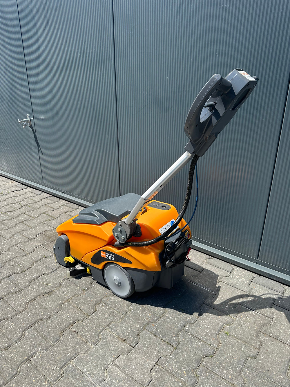 TASKI swingo 350 Schrobmachine – Volledig Gereviseerd