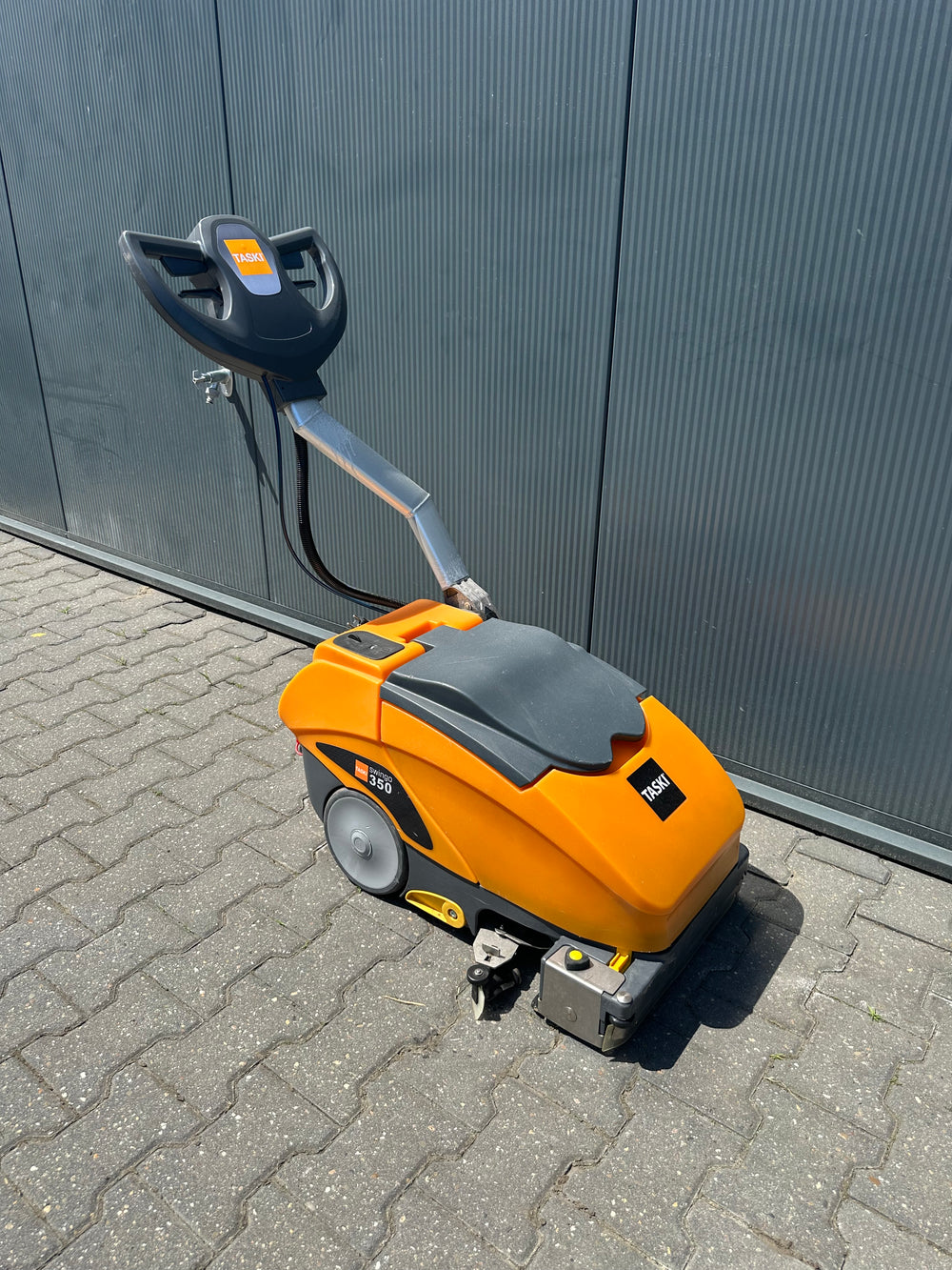 TASKI swingo 350 Schrobmachine – Volledig Gereviseerd