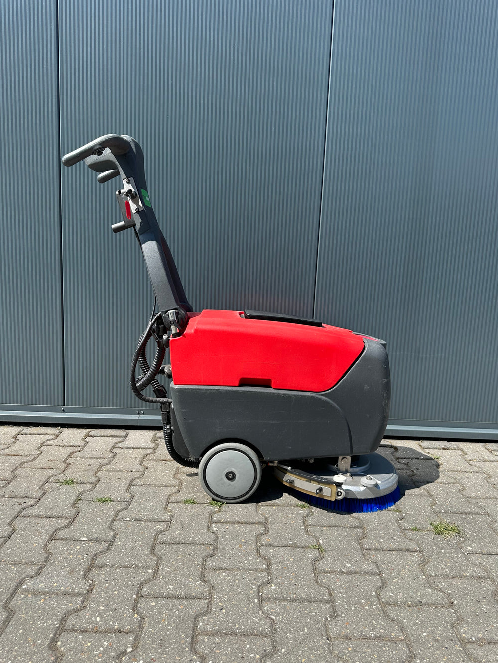 Hako B12 Schrobmachine – Volledig Gereviseerd