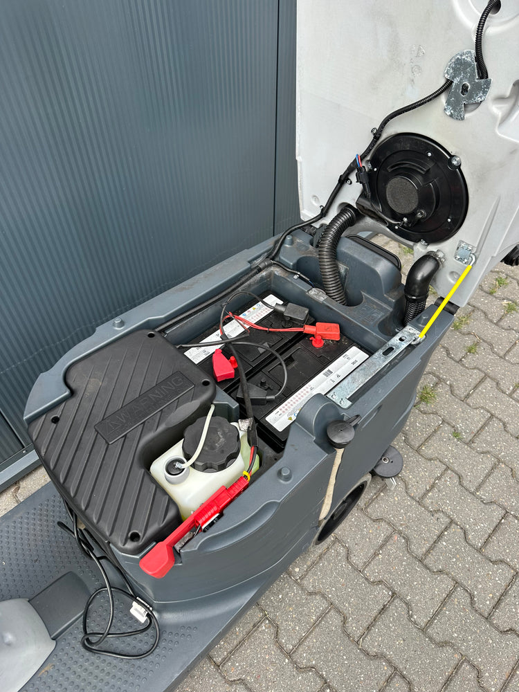 Nilfisk SC2000 Schrobzuigmachine – Volledig Gereviseerd