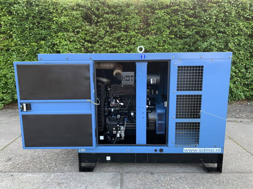 SDMO 88 80 kVA Aggregaat John Deere 4045 Generator EX emergency NEW + ATS 400 liter diesel
