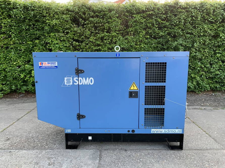 SDMO 88 80 kVA Aggregaat John Deere 4045 Generator EX emergency NEW + ATS 400 liter diesel