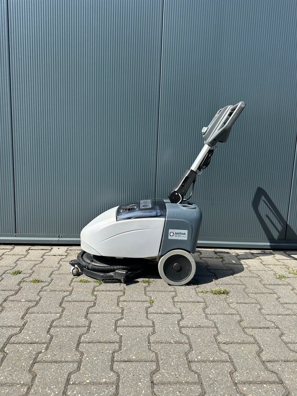 Nilfisk SC351 Schrobmachine – Volledig Gereviseerd