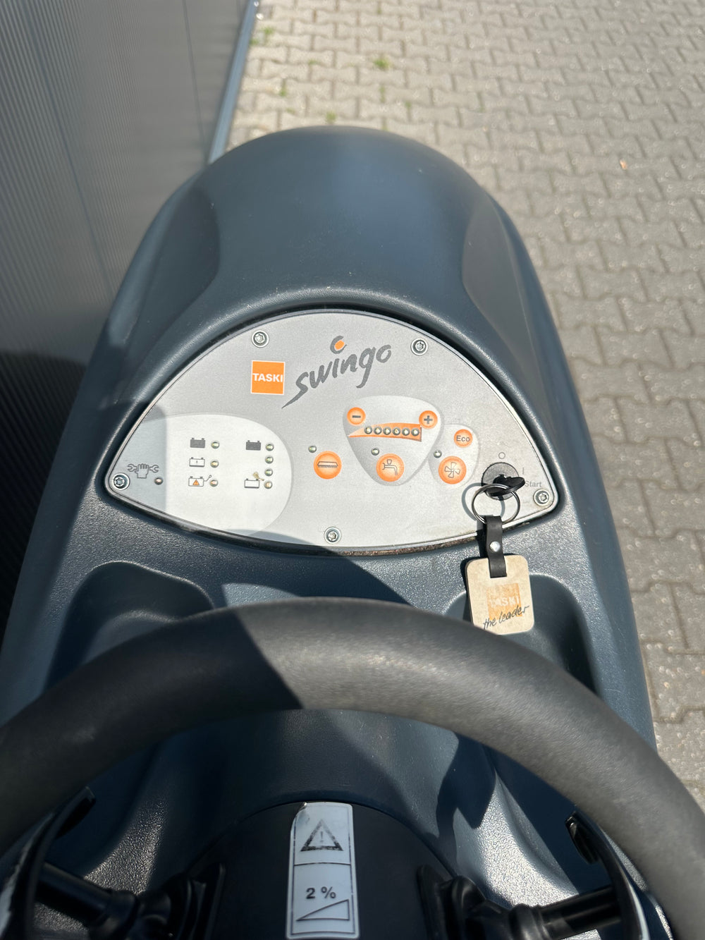 TASKI swingo 755 B Schrobmachine – Volledig Gereviseerd