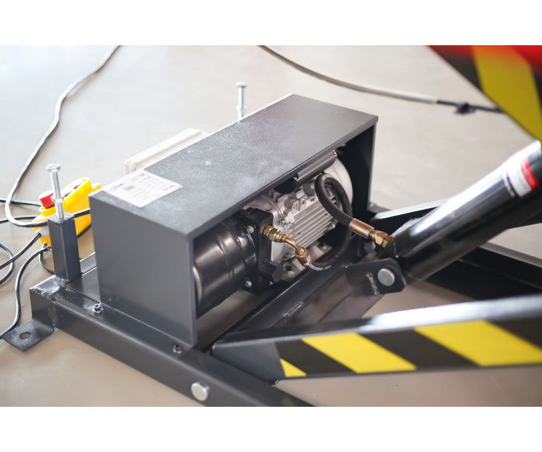 Elektrische motor en ATV schaarlift 600kg 2000x1200mm MW Tools