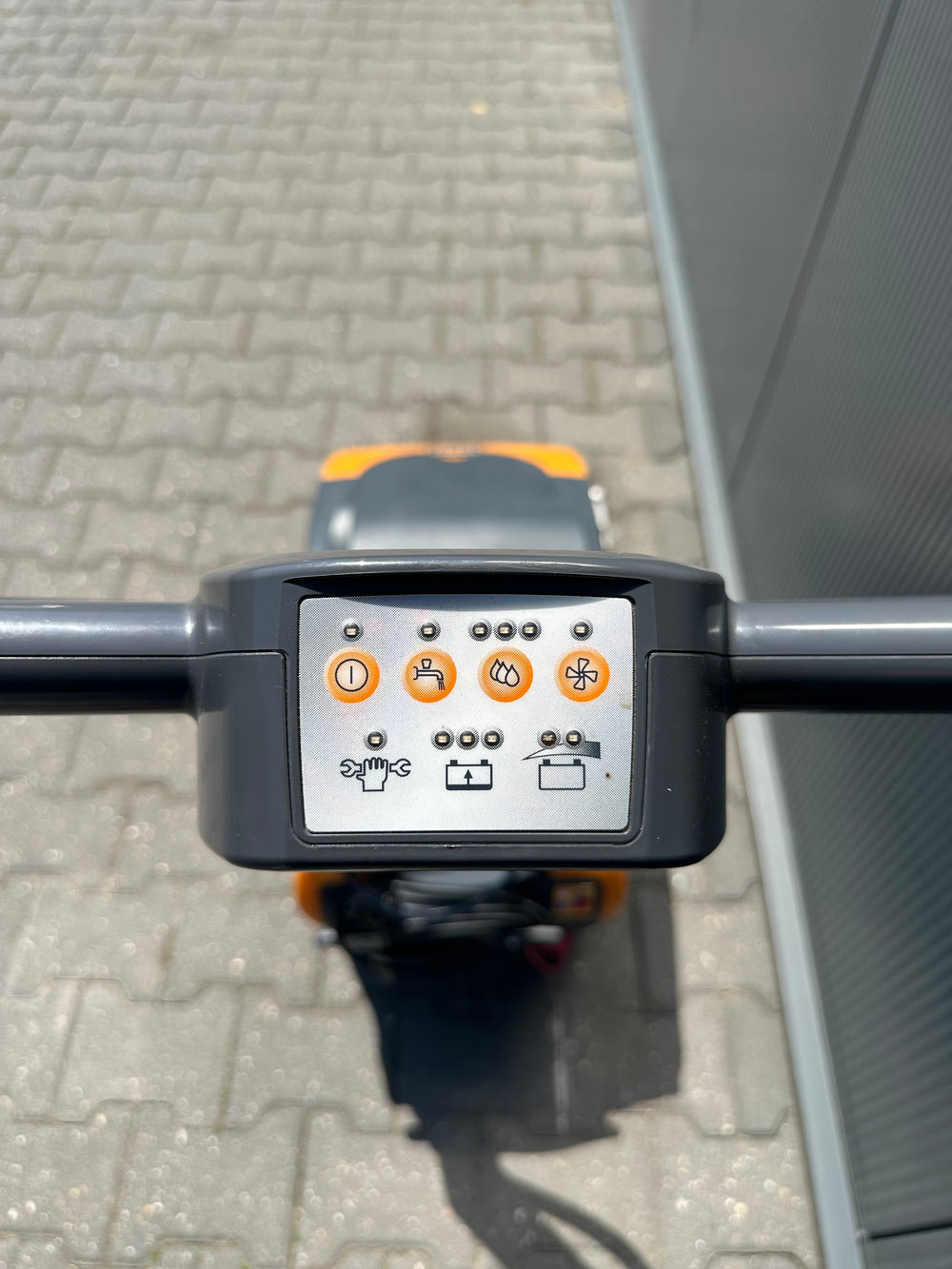 TASKI swingo 350 Schrobmachine – Volledig Gereviseerd