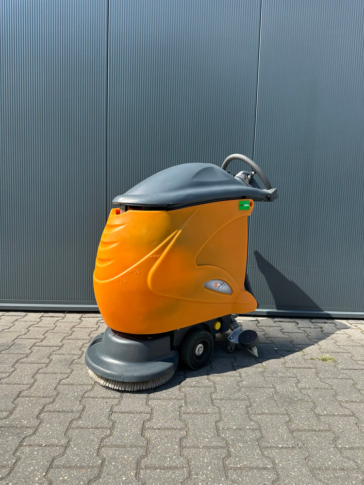 Taski Swingo 755B – Schrob-/zuigmachine volledig gereviseerd
