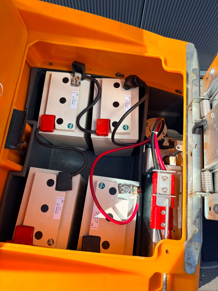 Taski Swingo 2500 – Schrob-/zuigmachine volledig gereviseerd