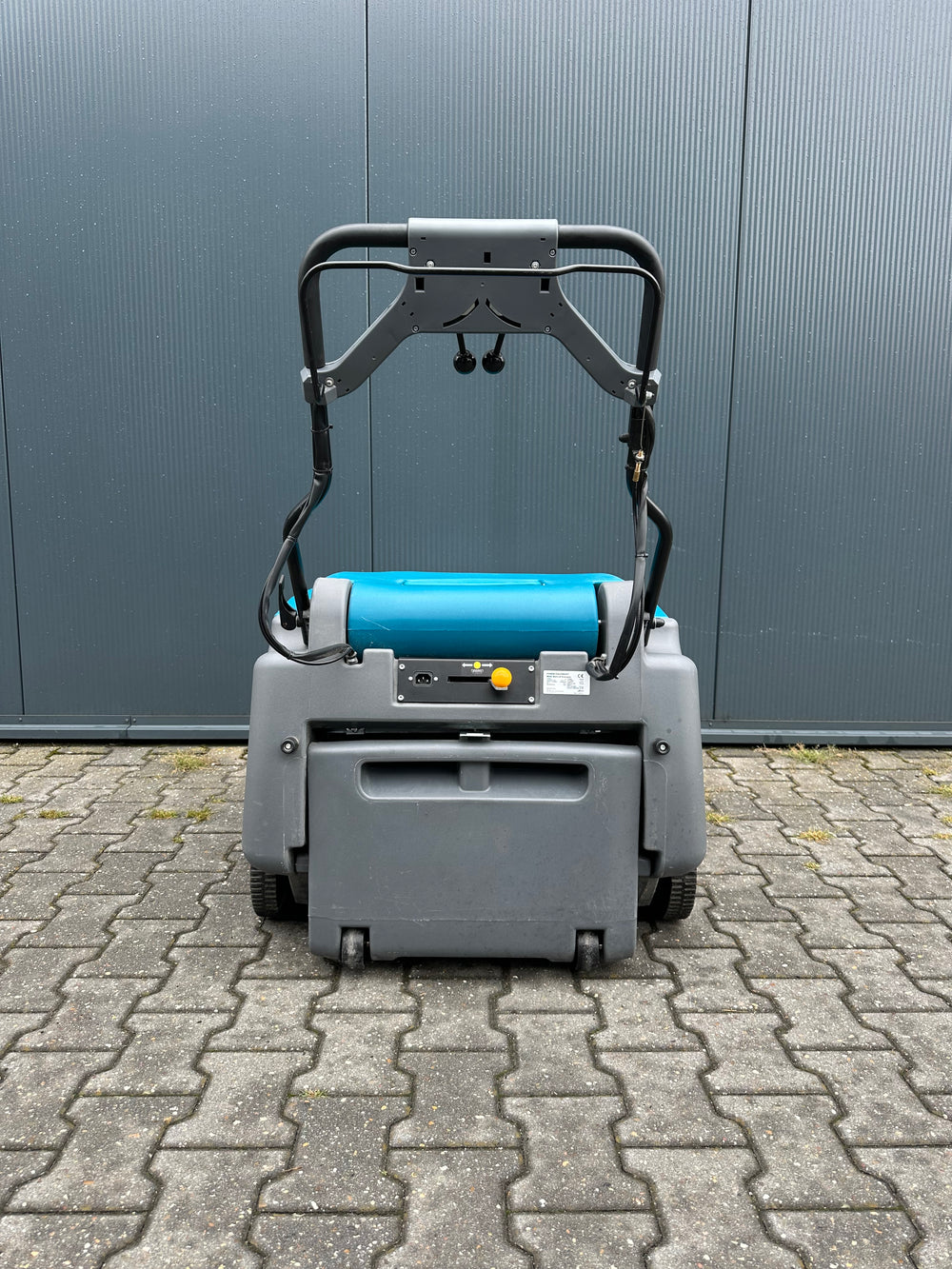 Tennant S9 Veegmachine – Volledig Gereviseerd