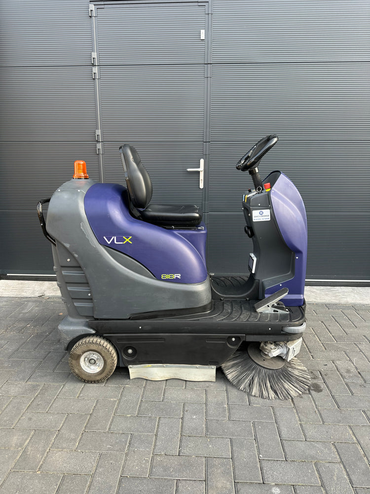Tennant 818R veegmachine