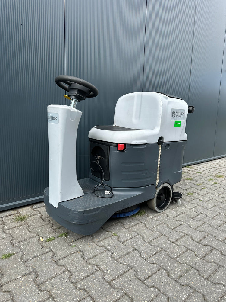 Nilfisk SC2000 Schrobzuigmachine – Volledig Gereviseerd