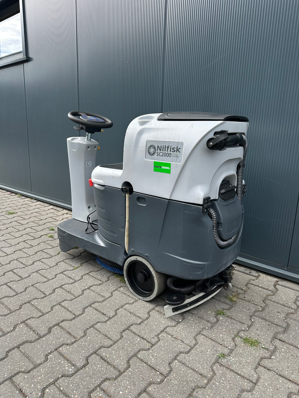 Nilfisk SC2000 Zit-Schrobmachine – Volledig Gereviseerd
