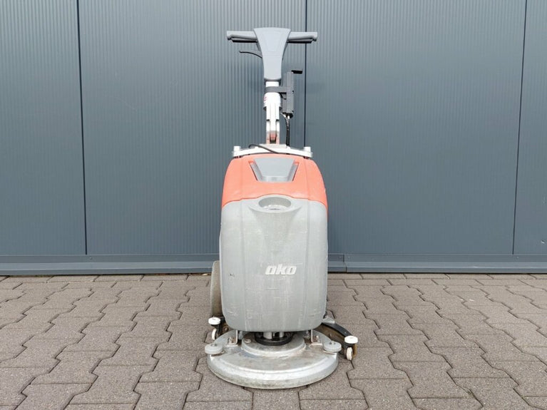 Hako Scrubmaster B12 Schrob-/Zuigmachine – Volledig Gereviseerd
