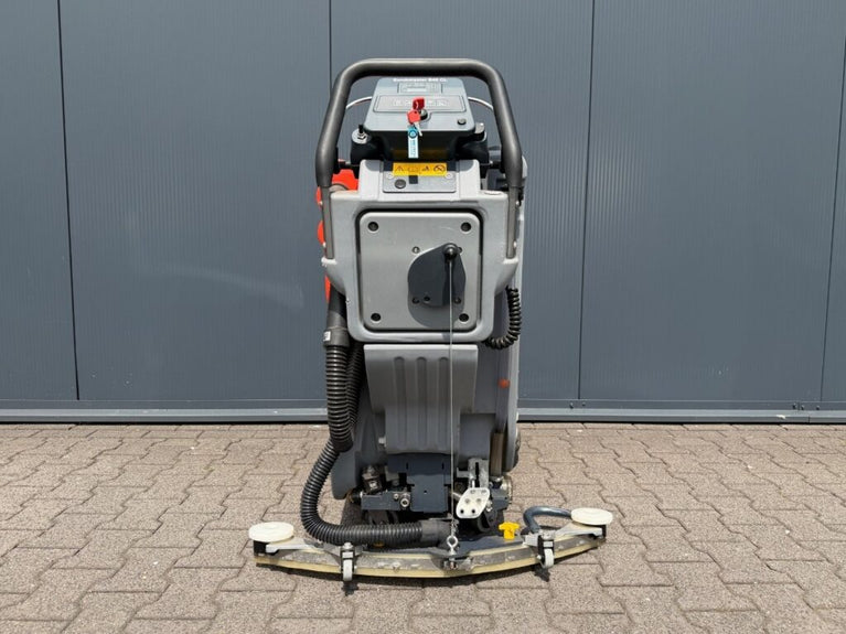 Hako B45 CL Schrob-/zuigmachine - Volledig Gereviseerd