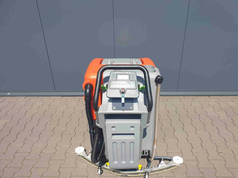 Hako Scrubmaster B90 CL Schrob-/Zuigmachine Volledig Gereviseerd