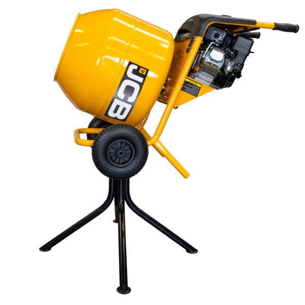 Naad_gelaste_cementmixer_-_JCB-CM150P