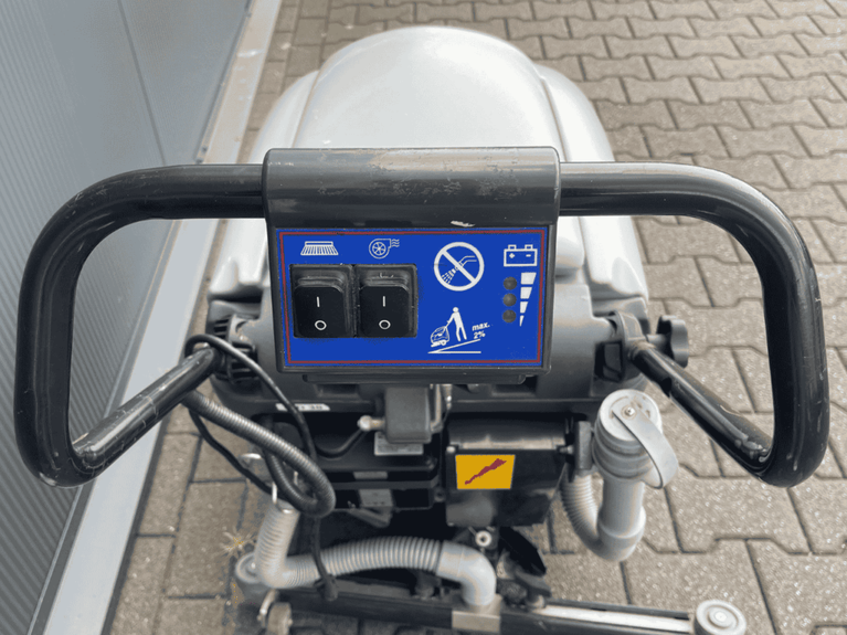 Nilfisk BA 410 Schrob-/Zuigmachine – Volledig Gereviseerd