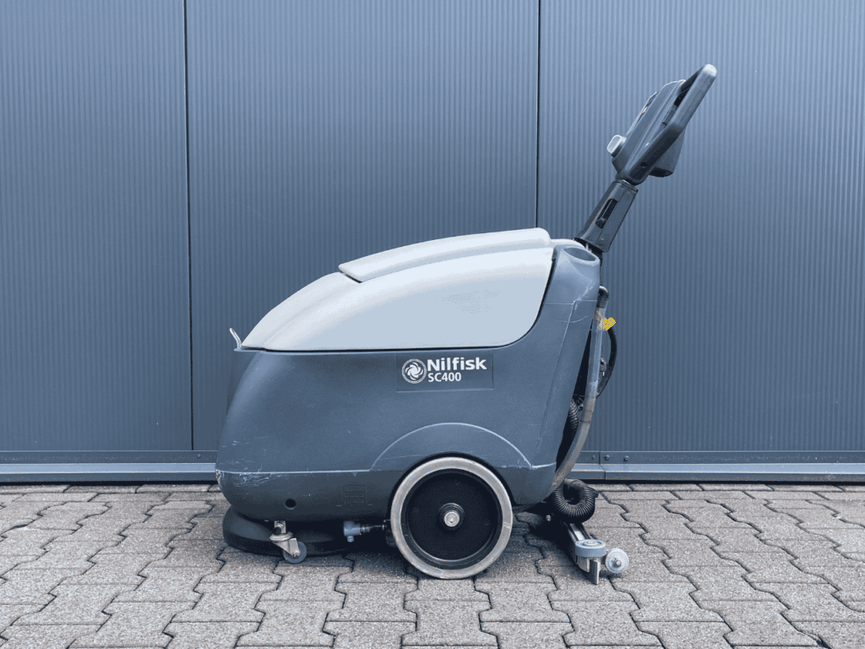 Nilfisk SC400 Schrob-/Zuigmachine – Volledig Gereviseerd
