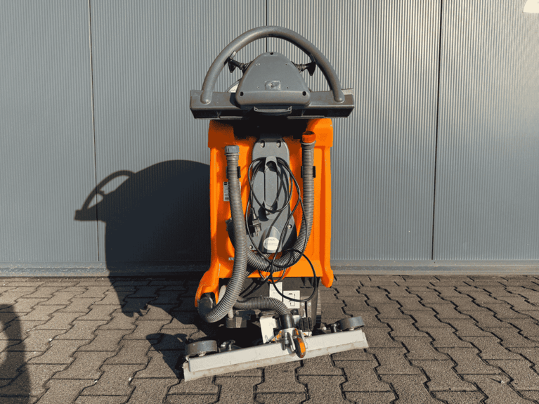 TASKI Swingo 755 B Schrob-/Zuigmachine – Volledig Gereviseerd