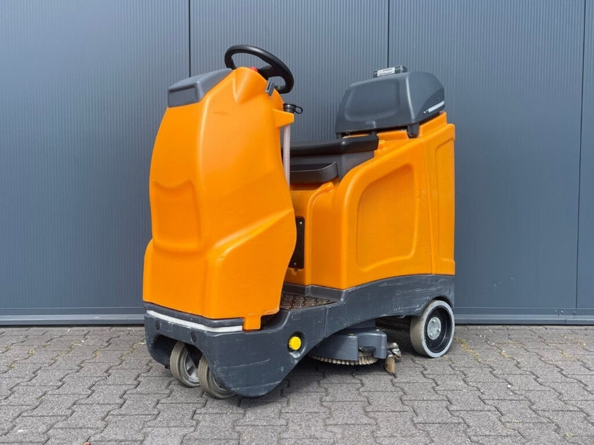 Taski Swingo 2100 Opzit Schrob-/Zuigmachine – Volledig Gereviseerd