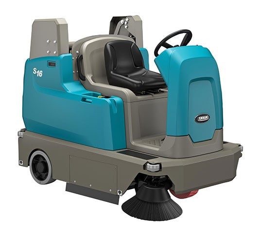 Tennant S16 Accu-aangedreven, compacte opzit-veegmachine